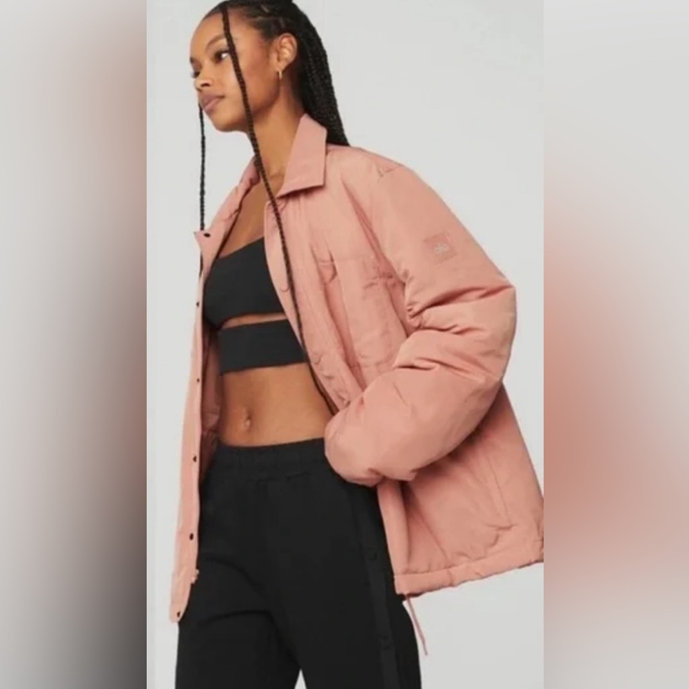 Used ALO Yoga Legend Jacket in Soft Clay Size M